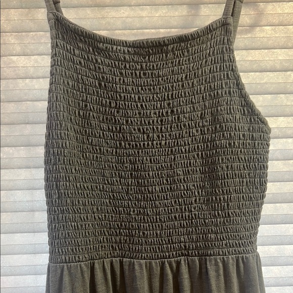 Old Navy Sleeveless Maxi Dress size M - Picture 2 of 4